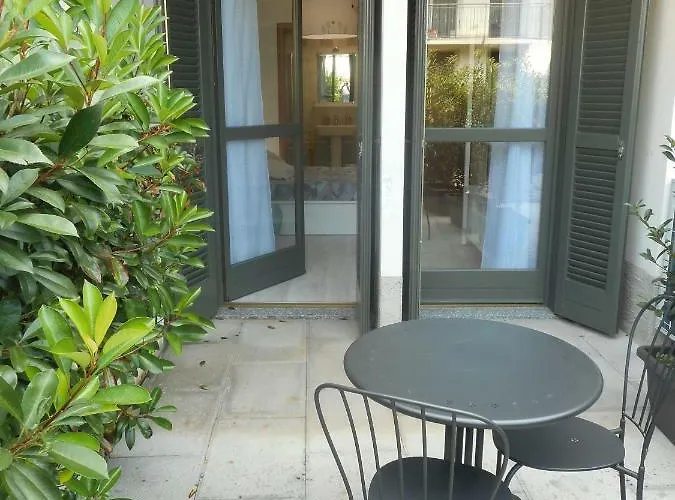 招待所 Borgo Antico Self Check-in 3*
