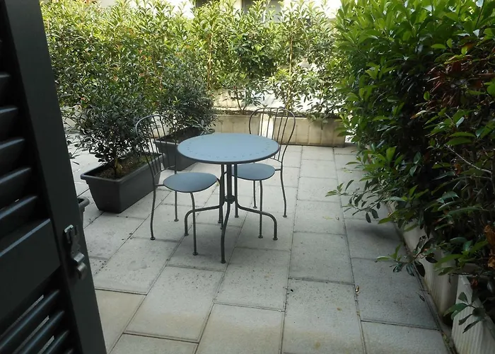 Borgo Antico Self Check-in 招待所 贝尔加莫